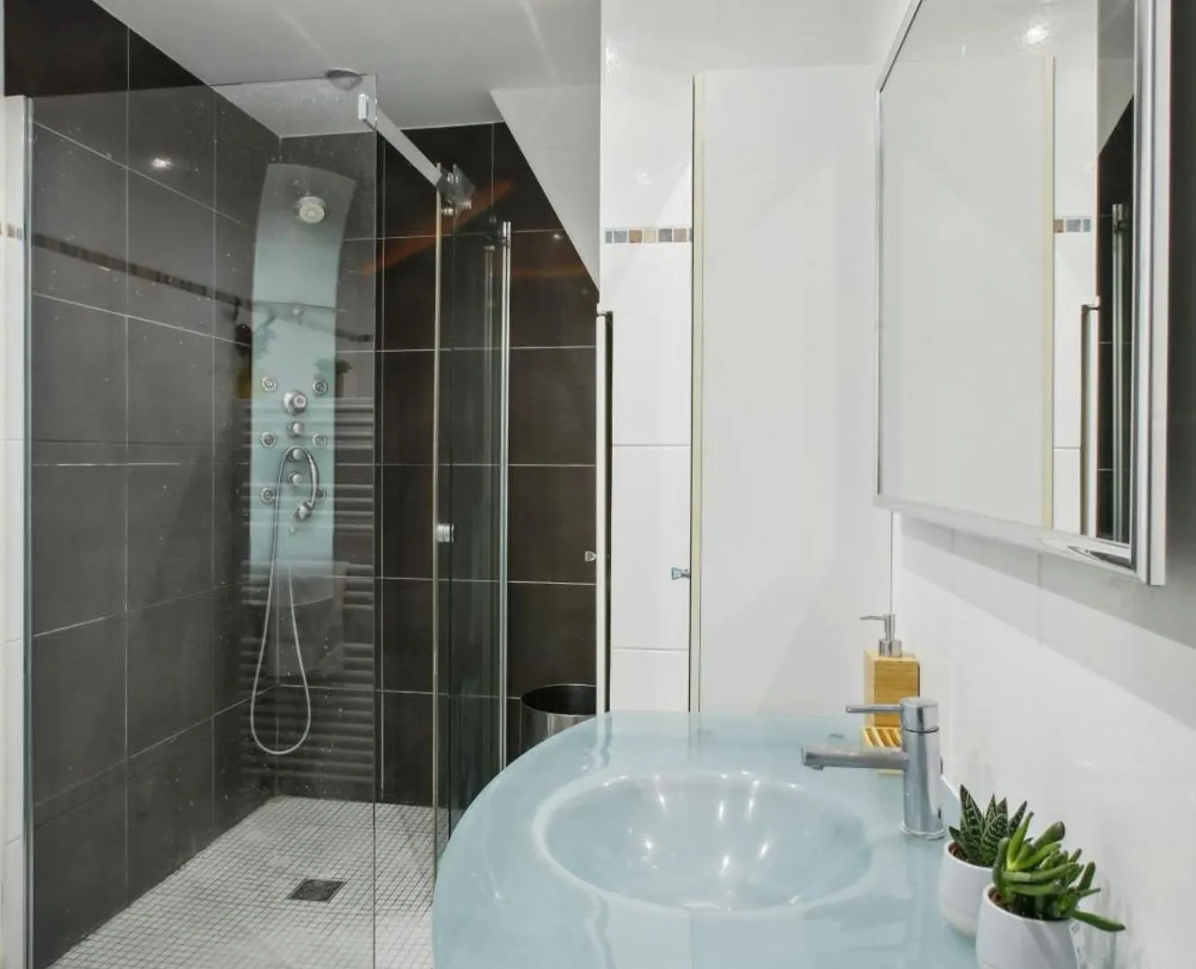 St Germain & Jardin Du Luxembourg - 1Br - Cityapartmentstay Paris Apartment